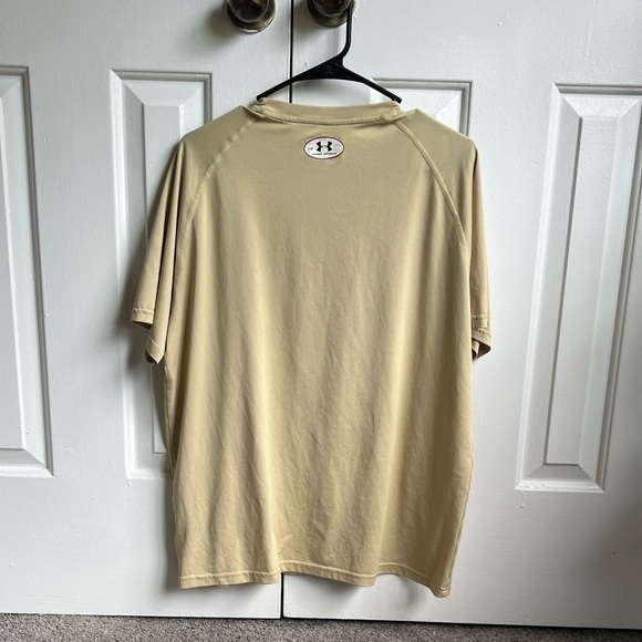 Under Armour Men's Beige Short Sleeve Tee - Picture 5 of 5